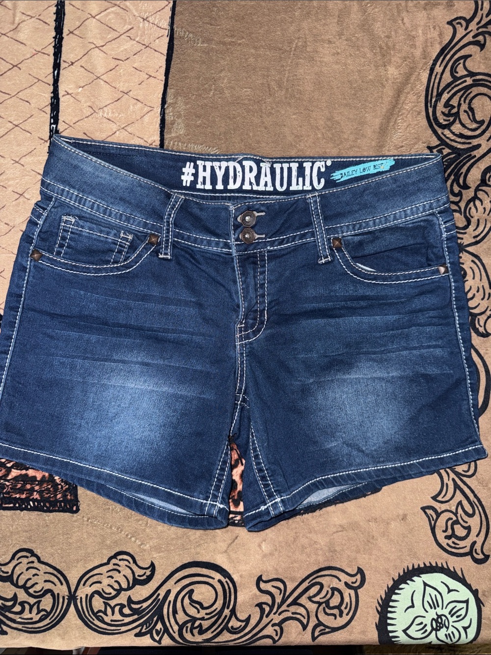 NWOT Hydraulic Indigo Blue Denim Shorts with Contrast Stitching 13/14